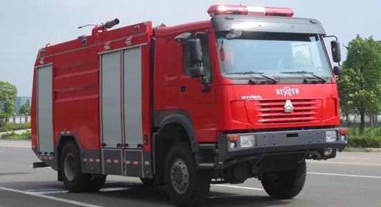 重汽四驅(qū)6噸水罐(泡沫)消防車
